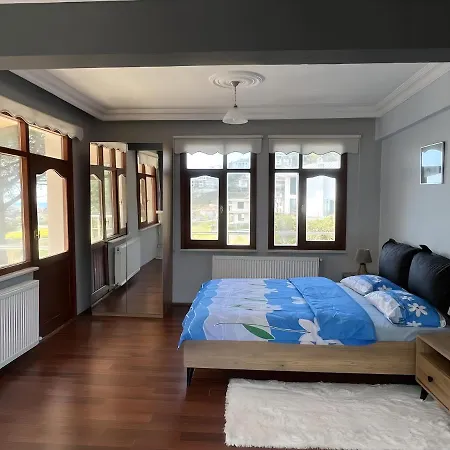 Private With Pool & Large Green Garden , Close To The Centre And Beaches ! Villa Ağva