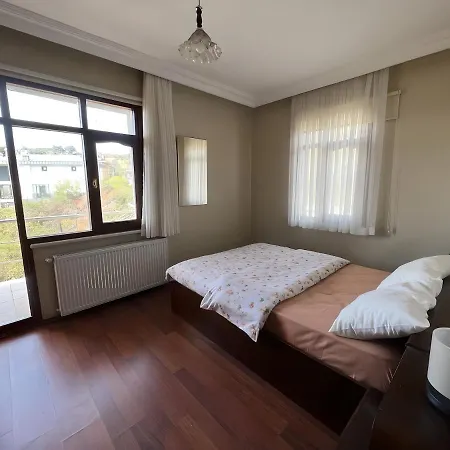 Private With Pool & Large Green Garden , Close To The Centre And Beaches ! Villa Ağva